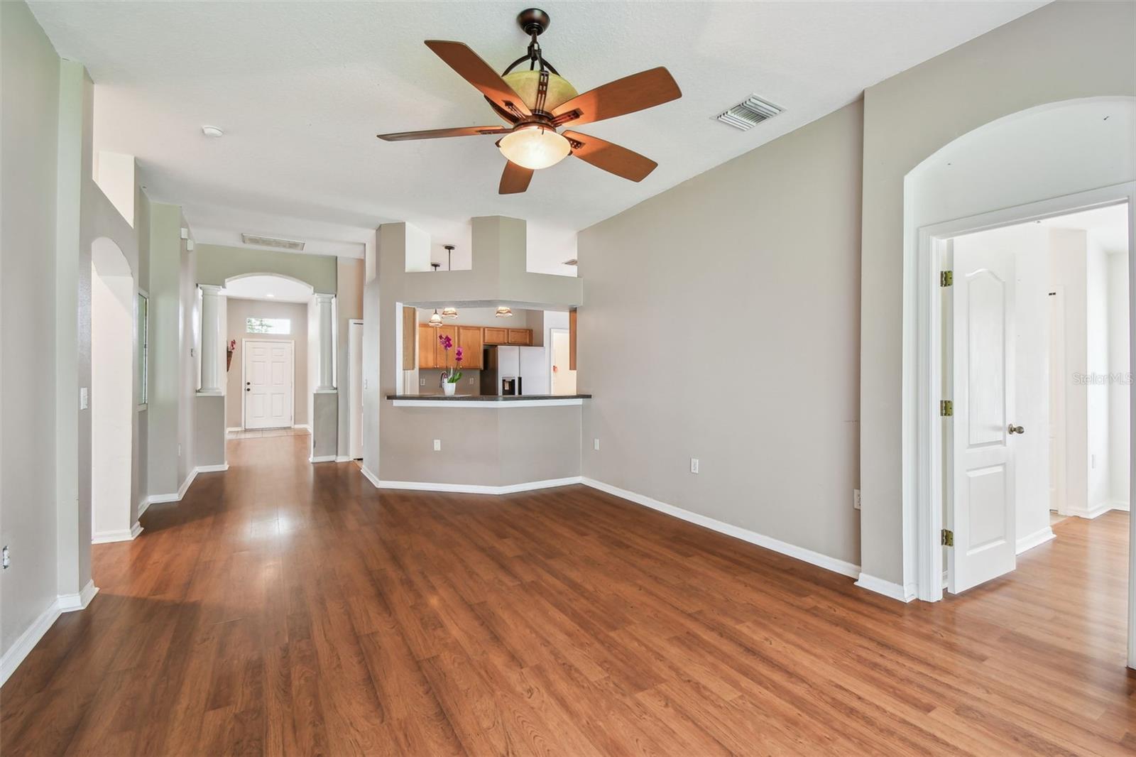 15709 LEATHERLEAF LN