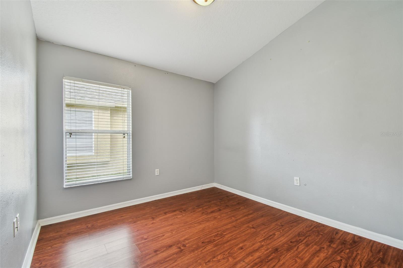 15709 LEATHERLEAF LN