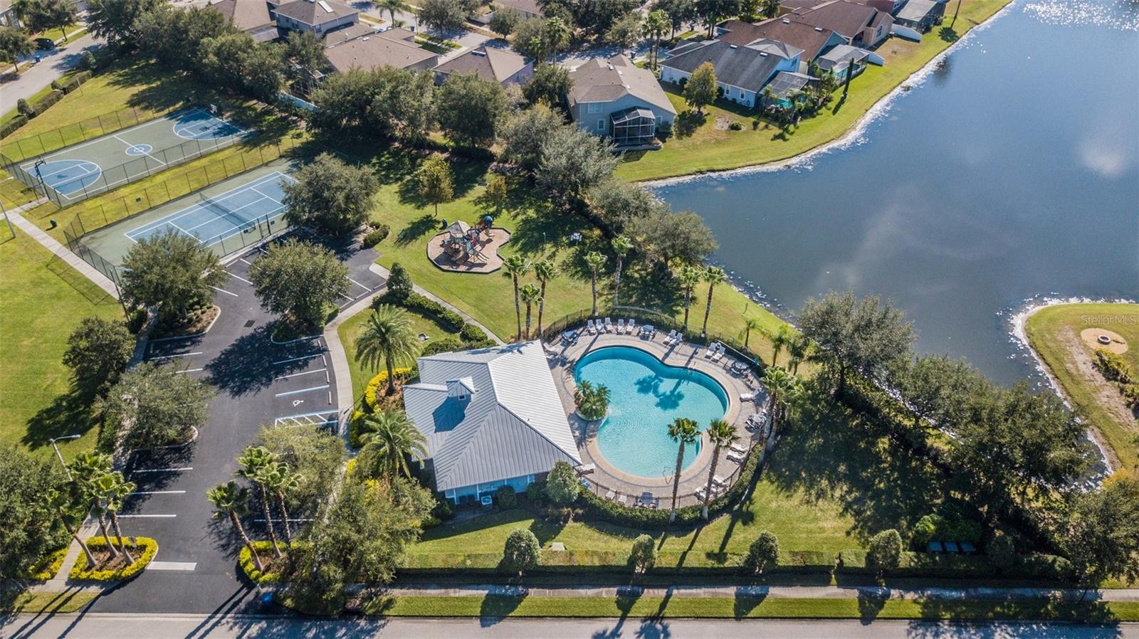 15709 LEATHERLEAF LN