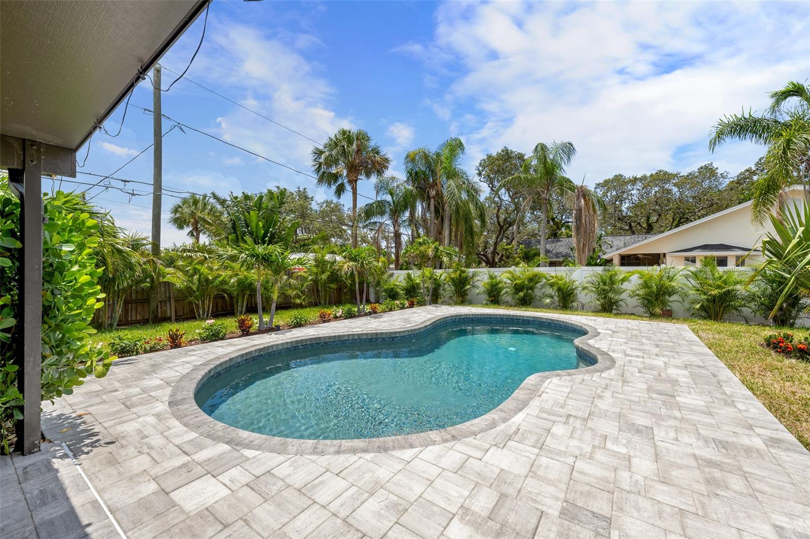 309 PALMETTO LN