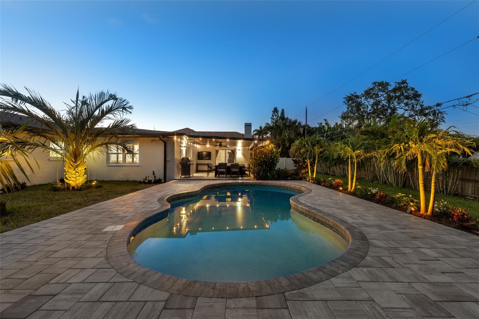 309 PALMETTO LN