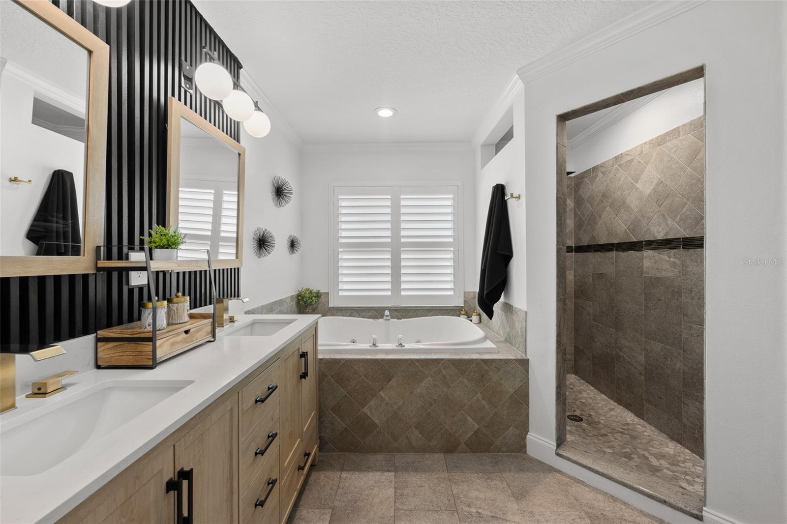 309 PALMETTO LN