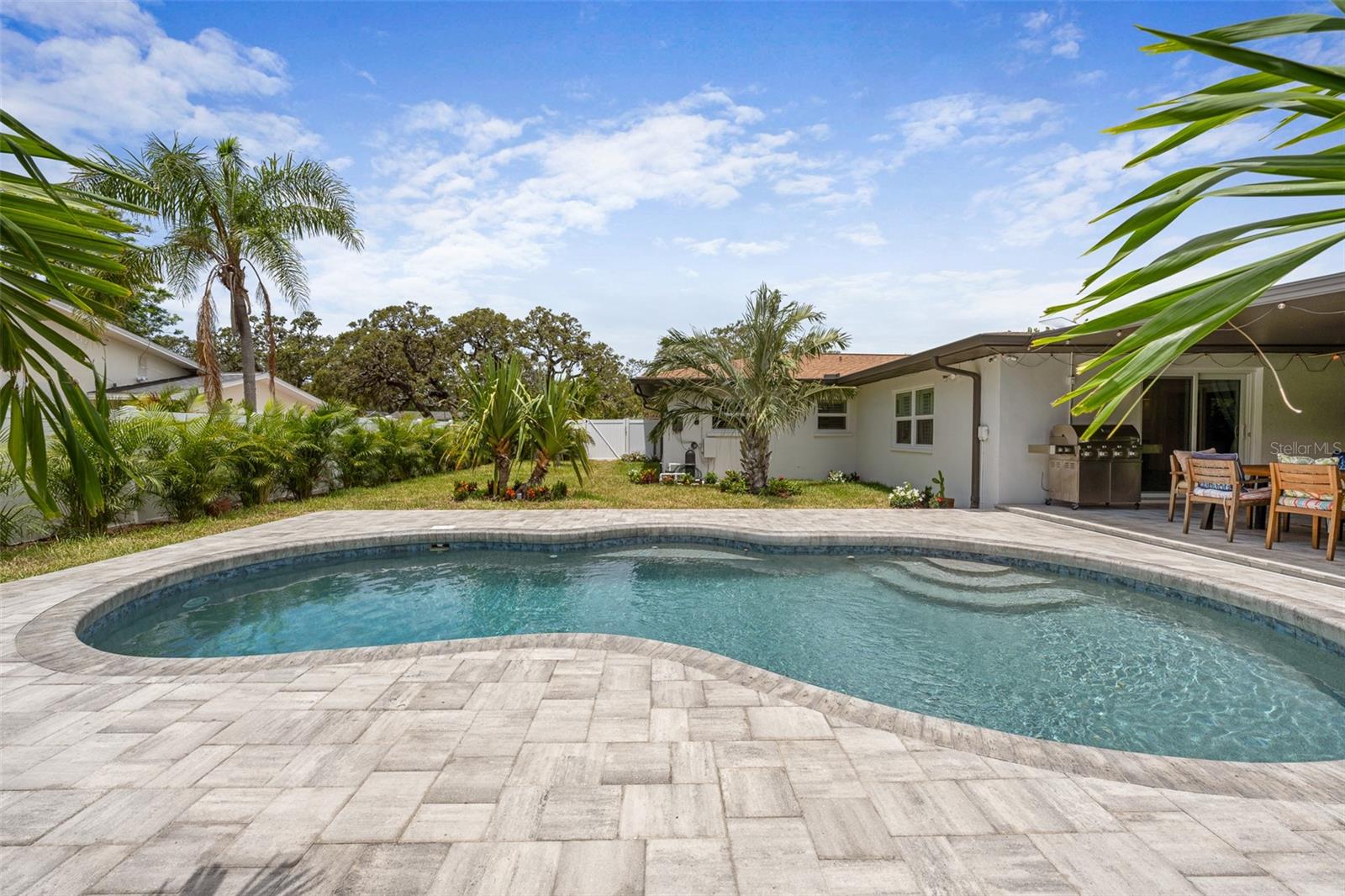 309 PALMETTO LN