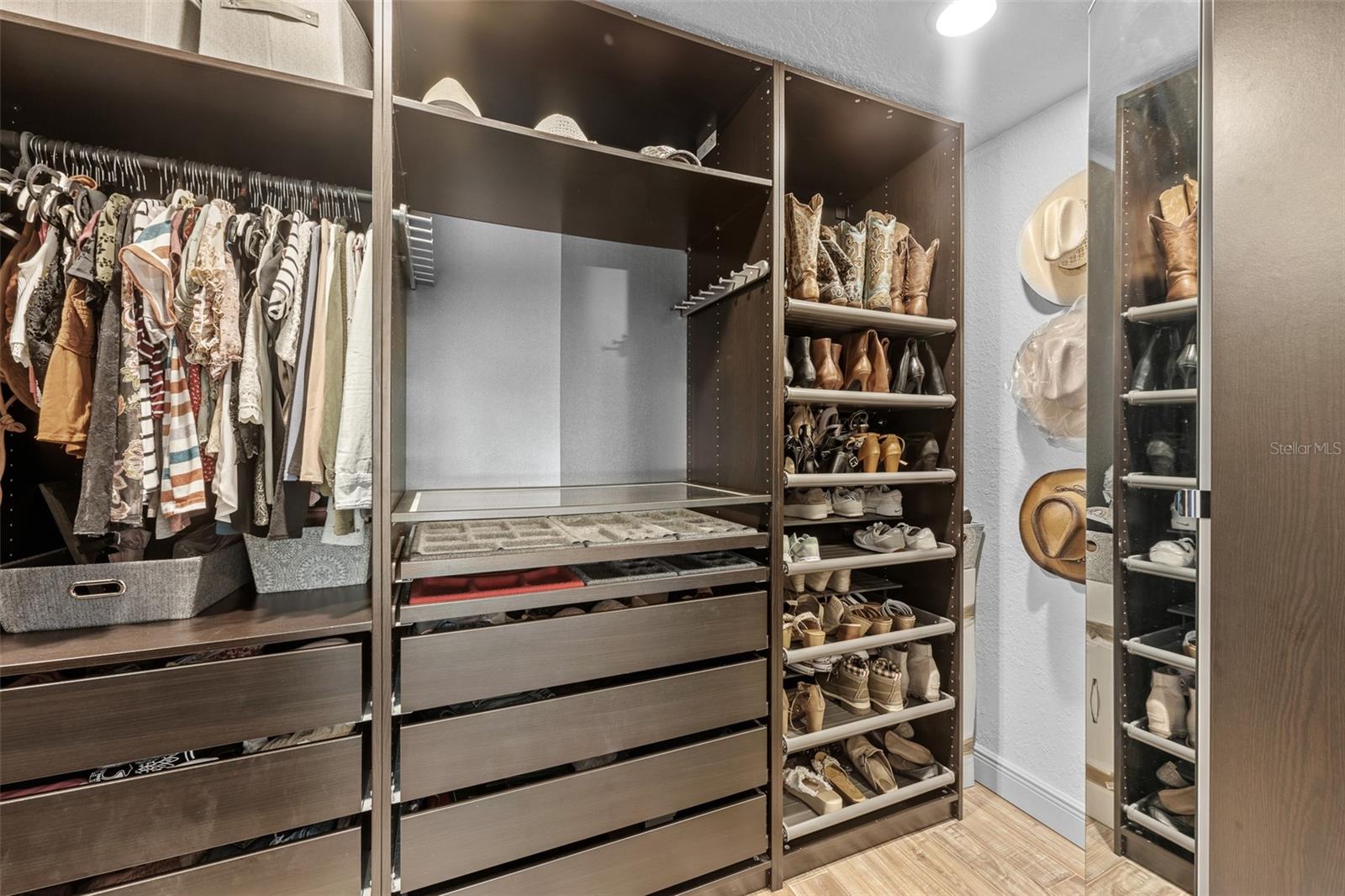 309 PALMETTO LN