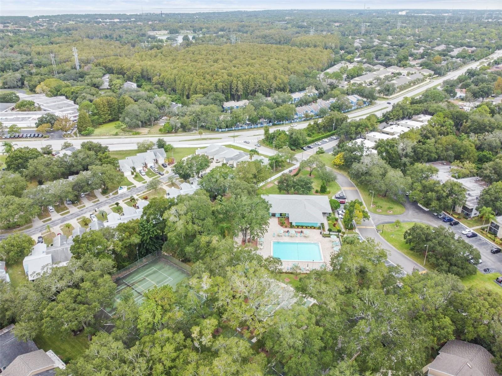 3335 FOX HUNT DR