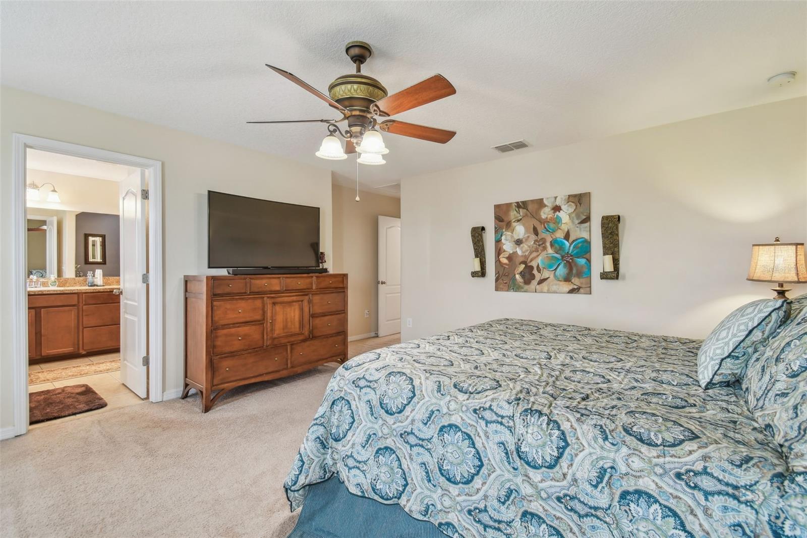 1012 SEMINOLE SKY DR