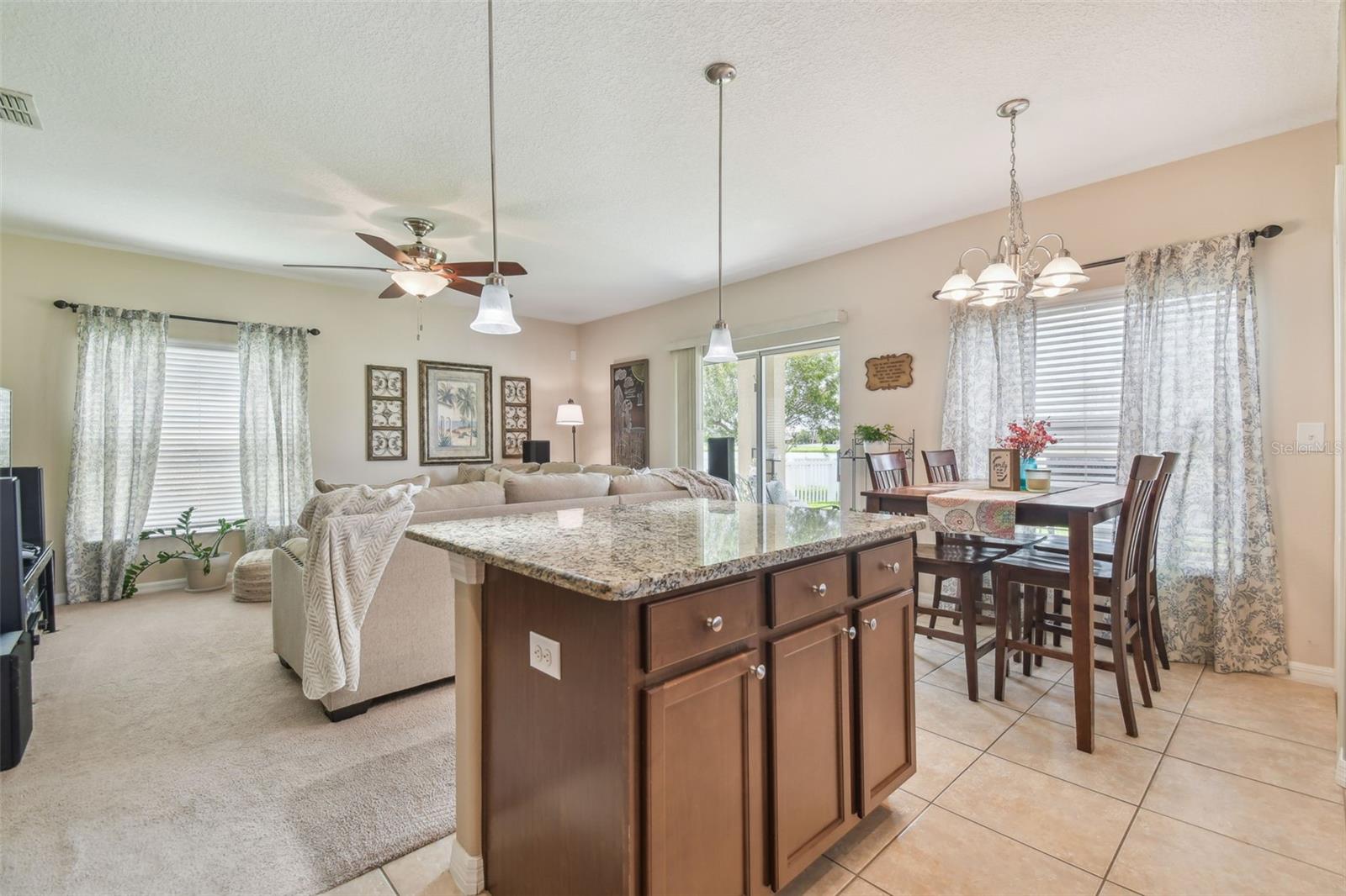 1012 SEMINOLE SKY DR