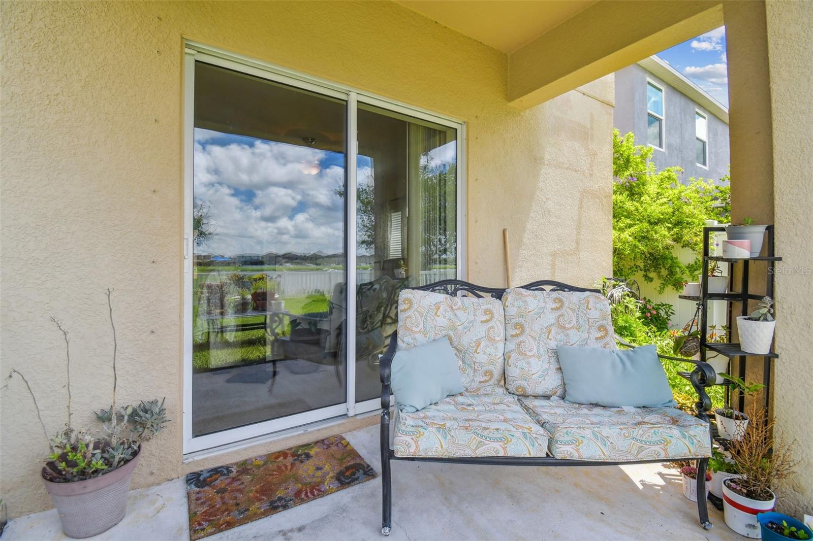 1012 SEMINOLE SKY DR