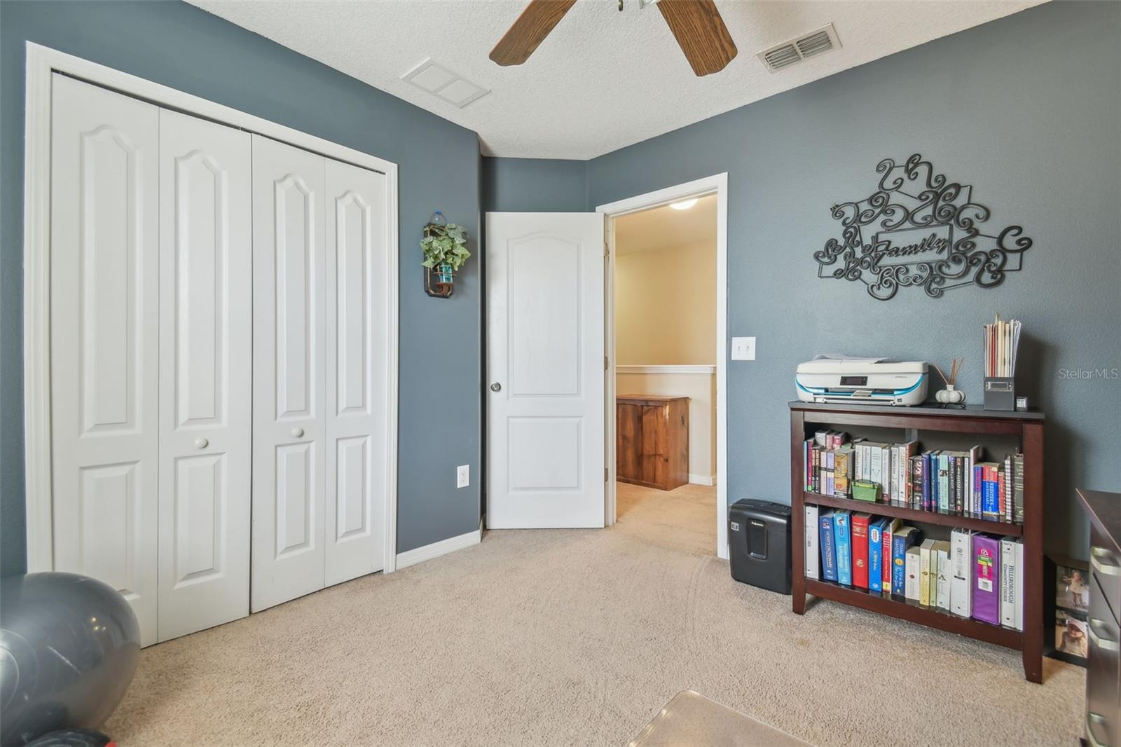 1012 SEMINOLE SKY DR