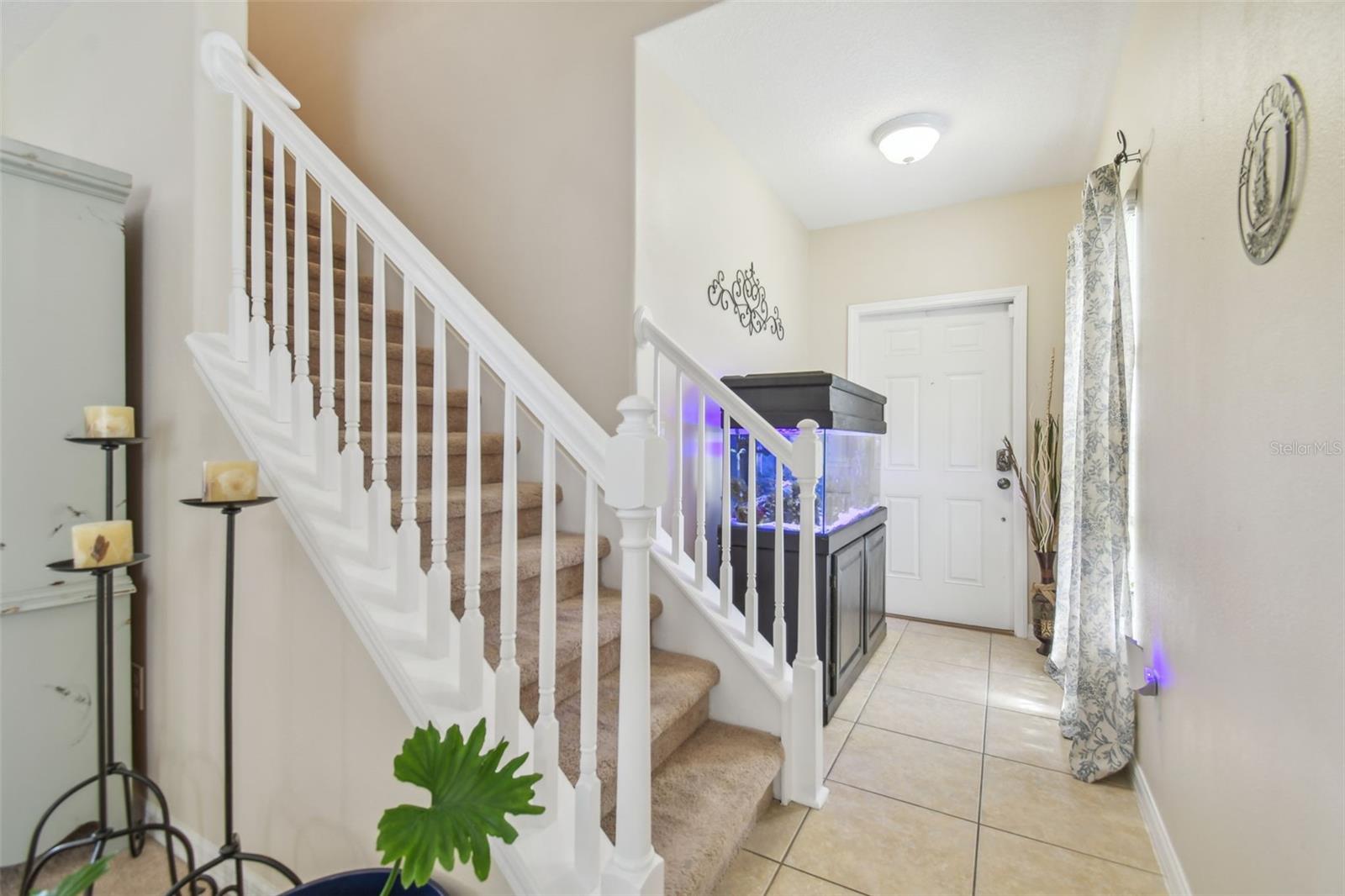 1012 SEMINOLE SKY DR