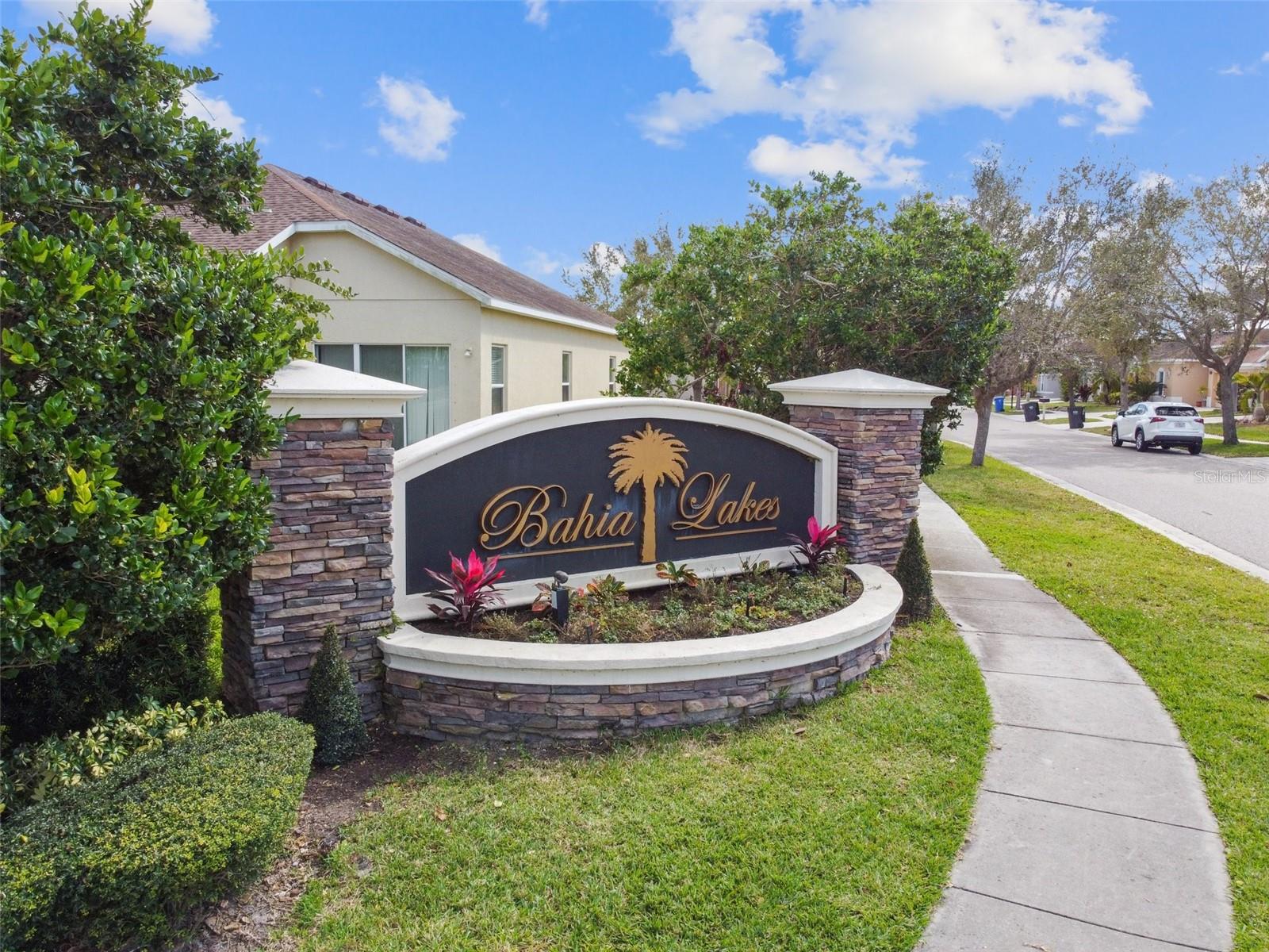 1012 SEMINOLE SKY DR