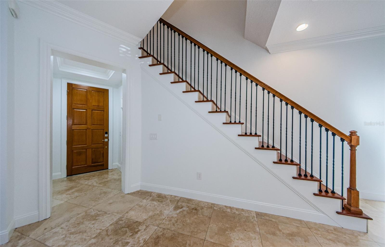 3810 VILLAS DEL SOL CT