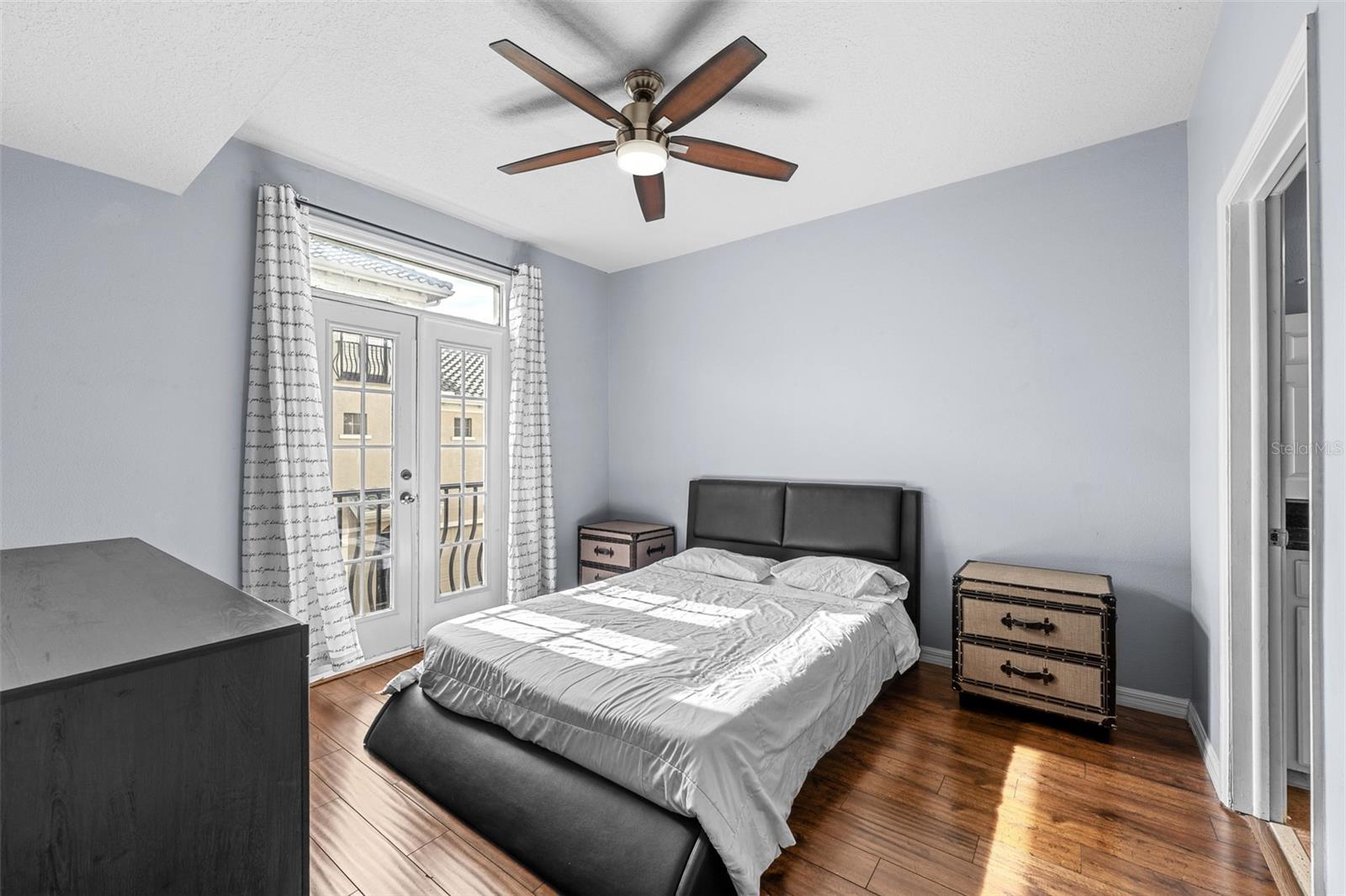 501 KNIGHTS RUN AVE #1123