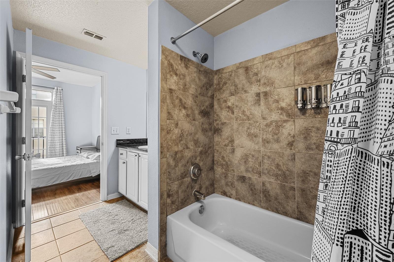 501 KNIGHTS RUN AVE #1123