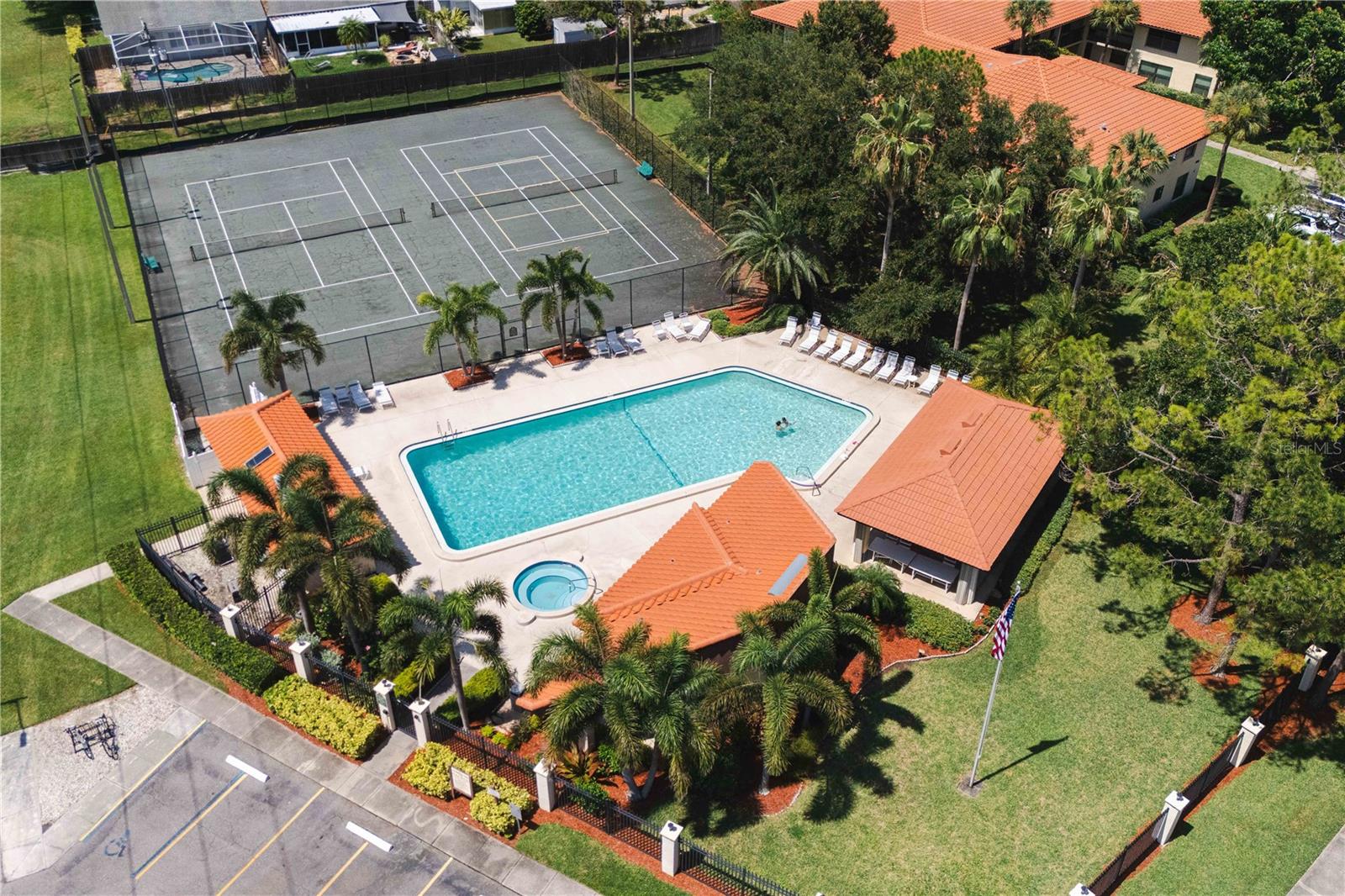 1109 HAMMOCK PINE BLVD