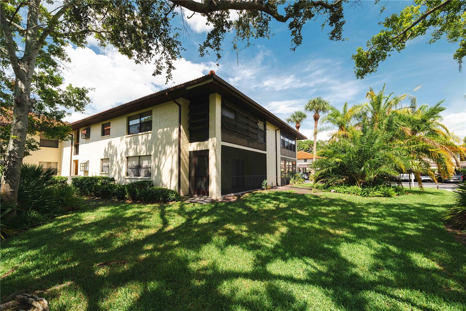 1109 HAMMOCK PINE BLVD