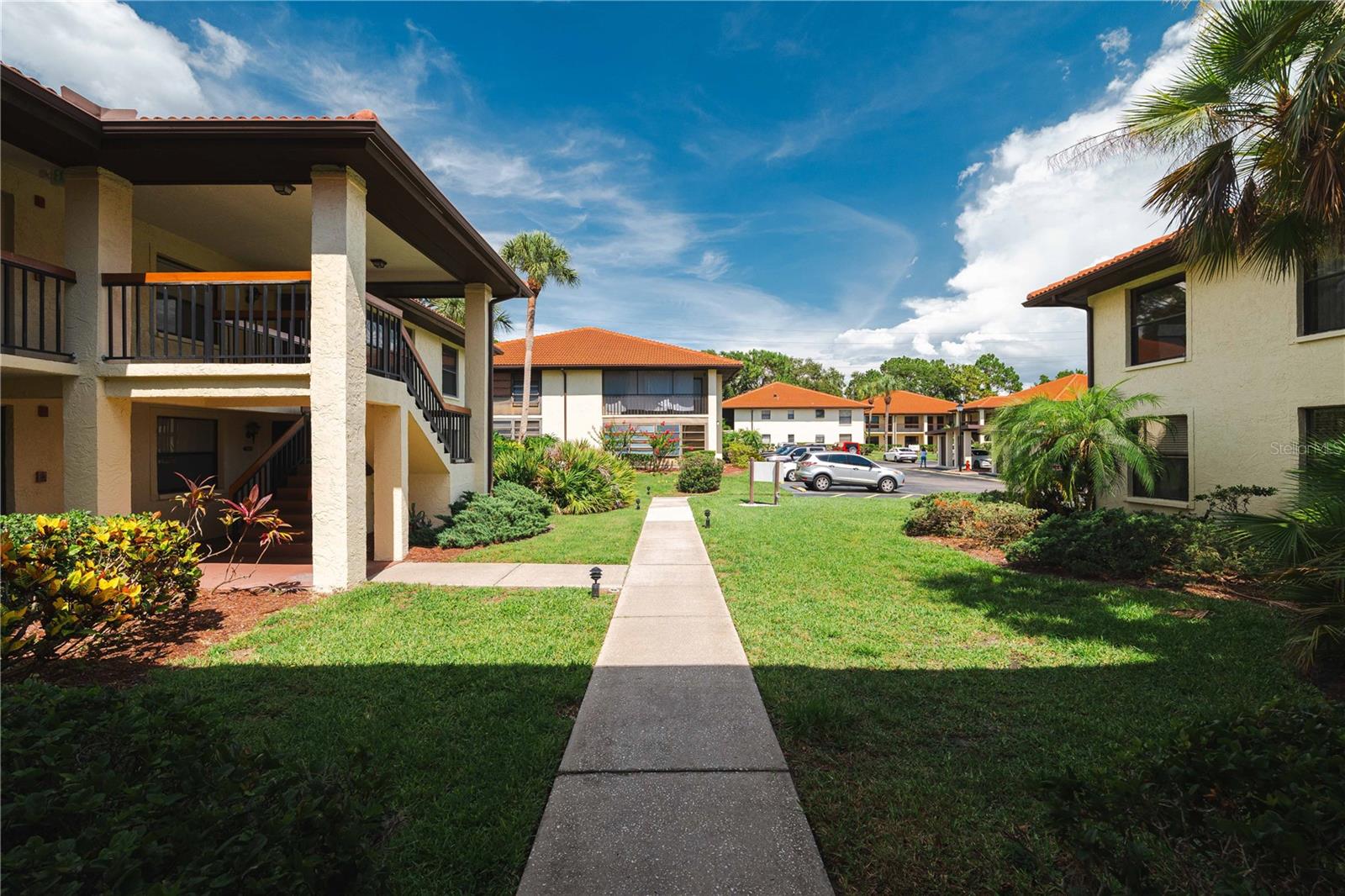 1109 HAMMOCK PINE BLVD