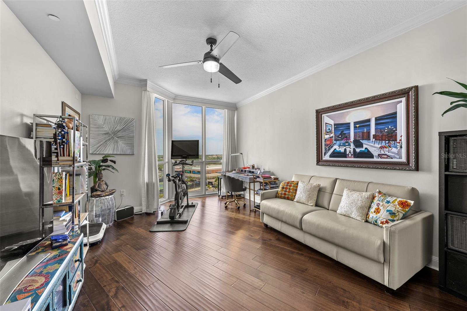 450 KNIGHTS RUN AVE #704