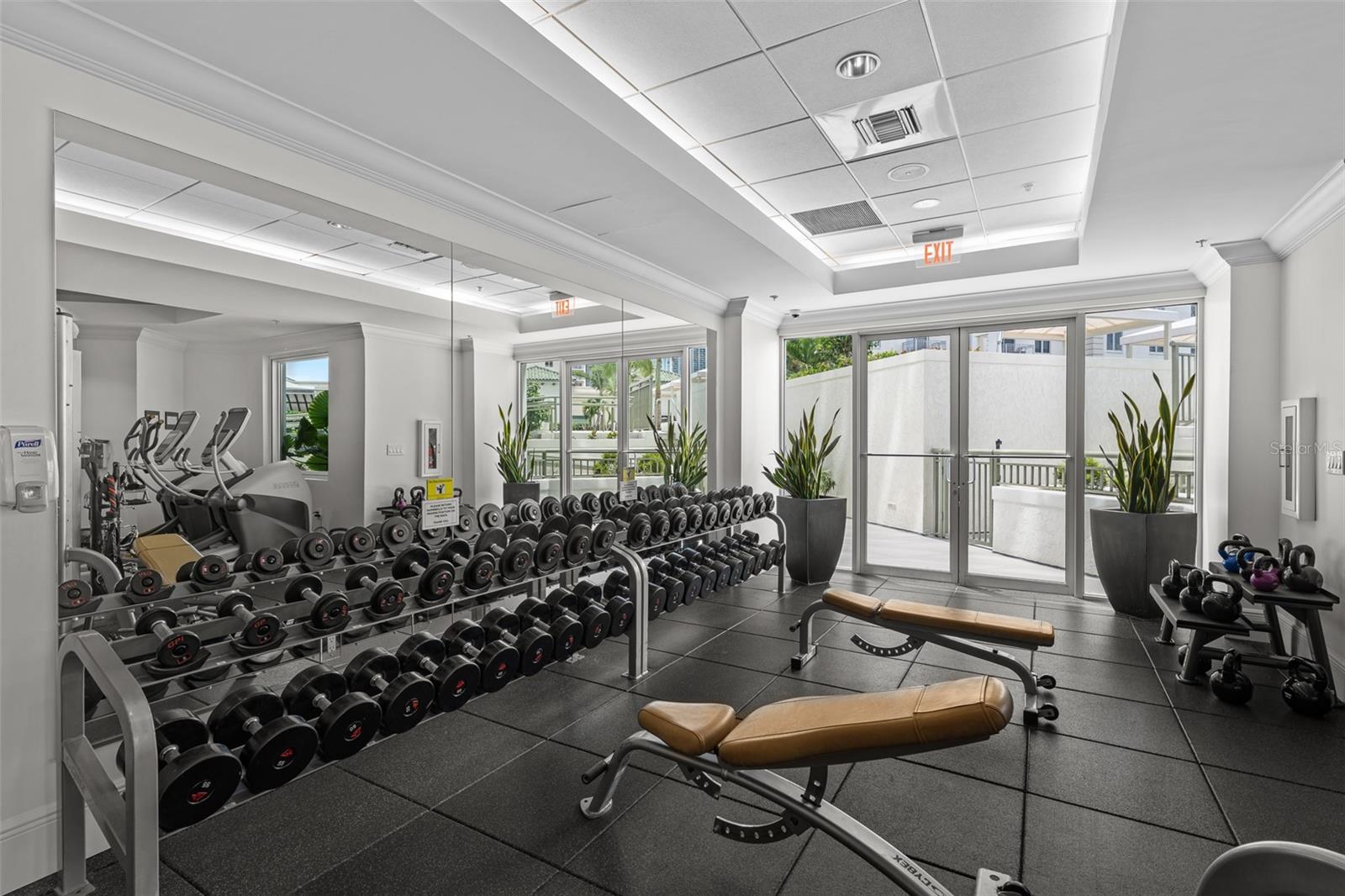 450 KNIGHTS RUN AVE #704