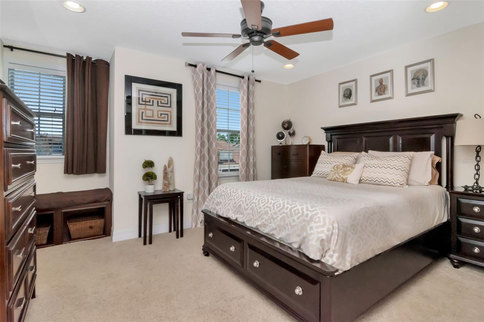 4527 SCARLET LOOP