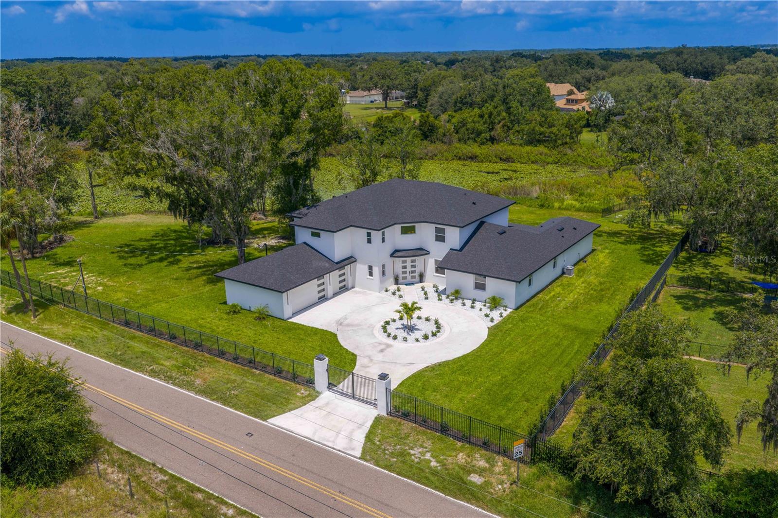2202 NEWBERGER RD