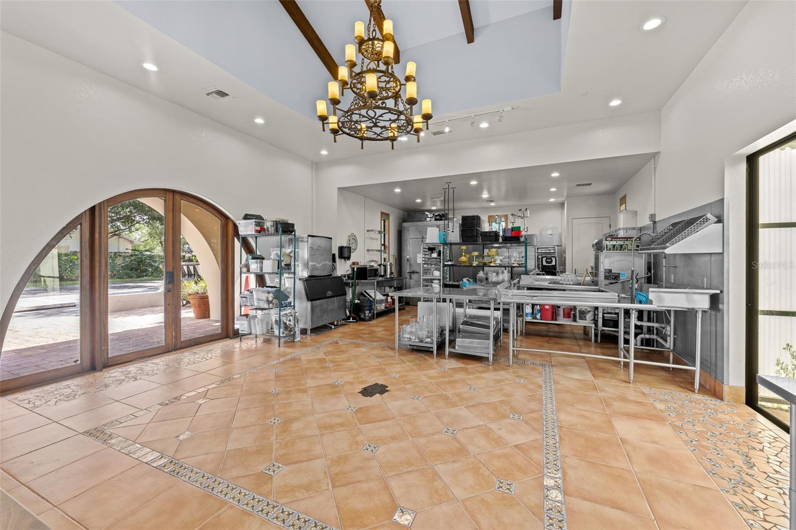 11901 FORT KING HWY