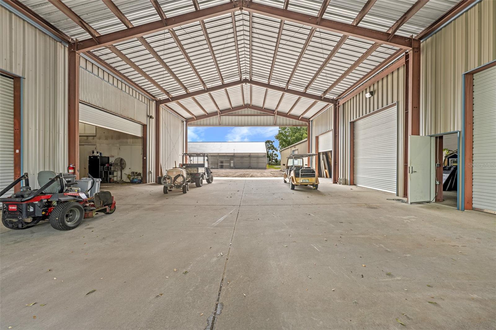 11901 FORT KING HWY