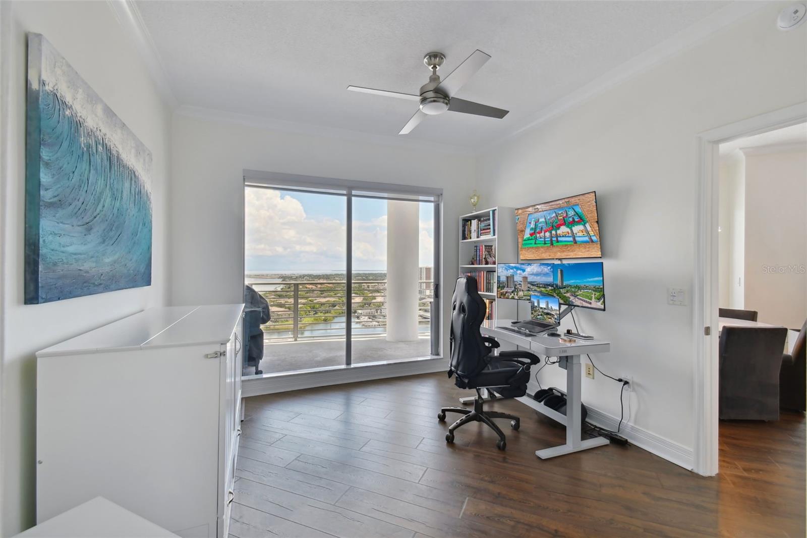 1209 E CUMBERLAND AVE #2101