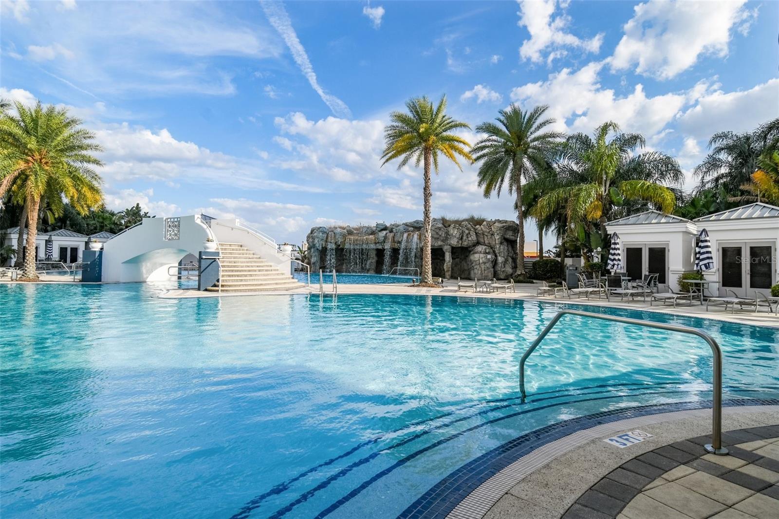 1209 E CUMBERLAND AVE #2101