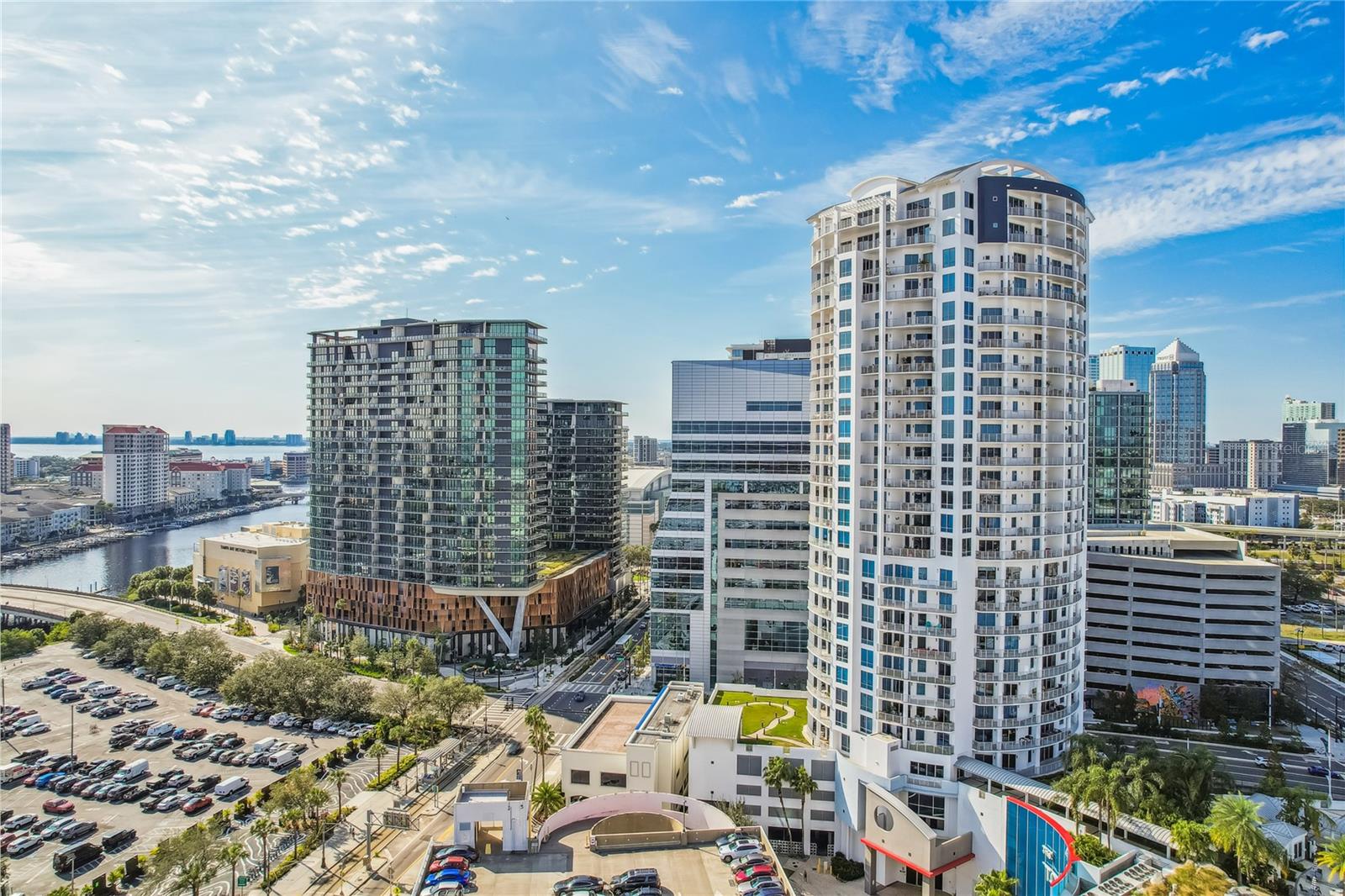 1209 E CUMBERLAND AVE #2101