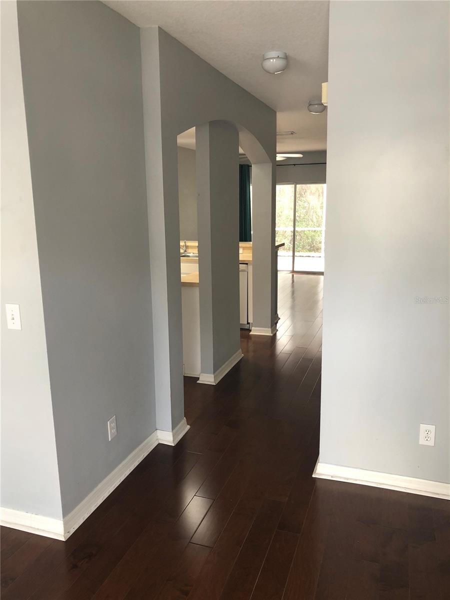 5720 FISHHAWK RIDGE DR