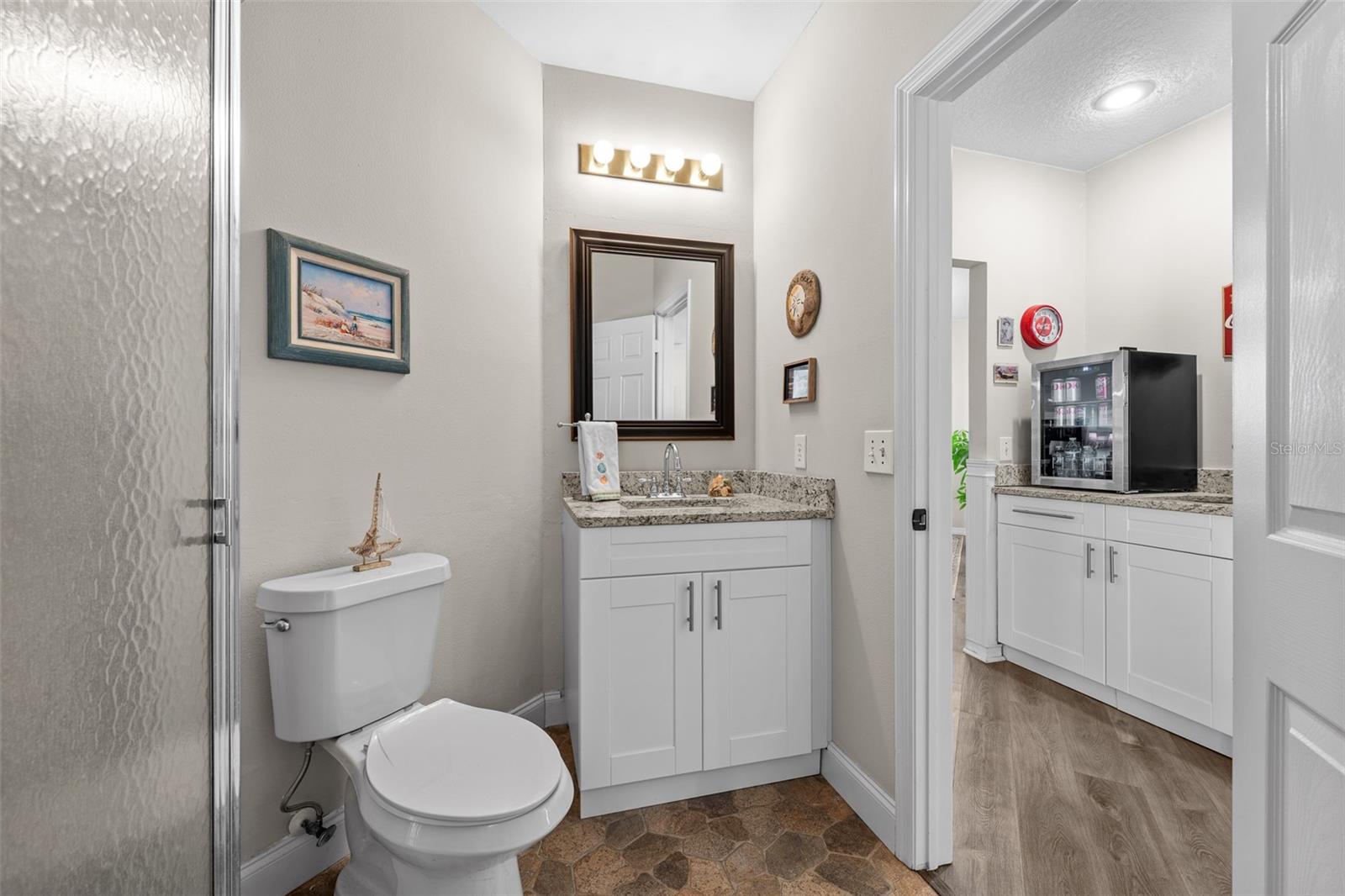 15612 INDIAN QUEEN DR