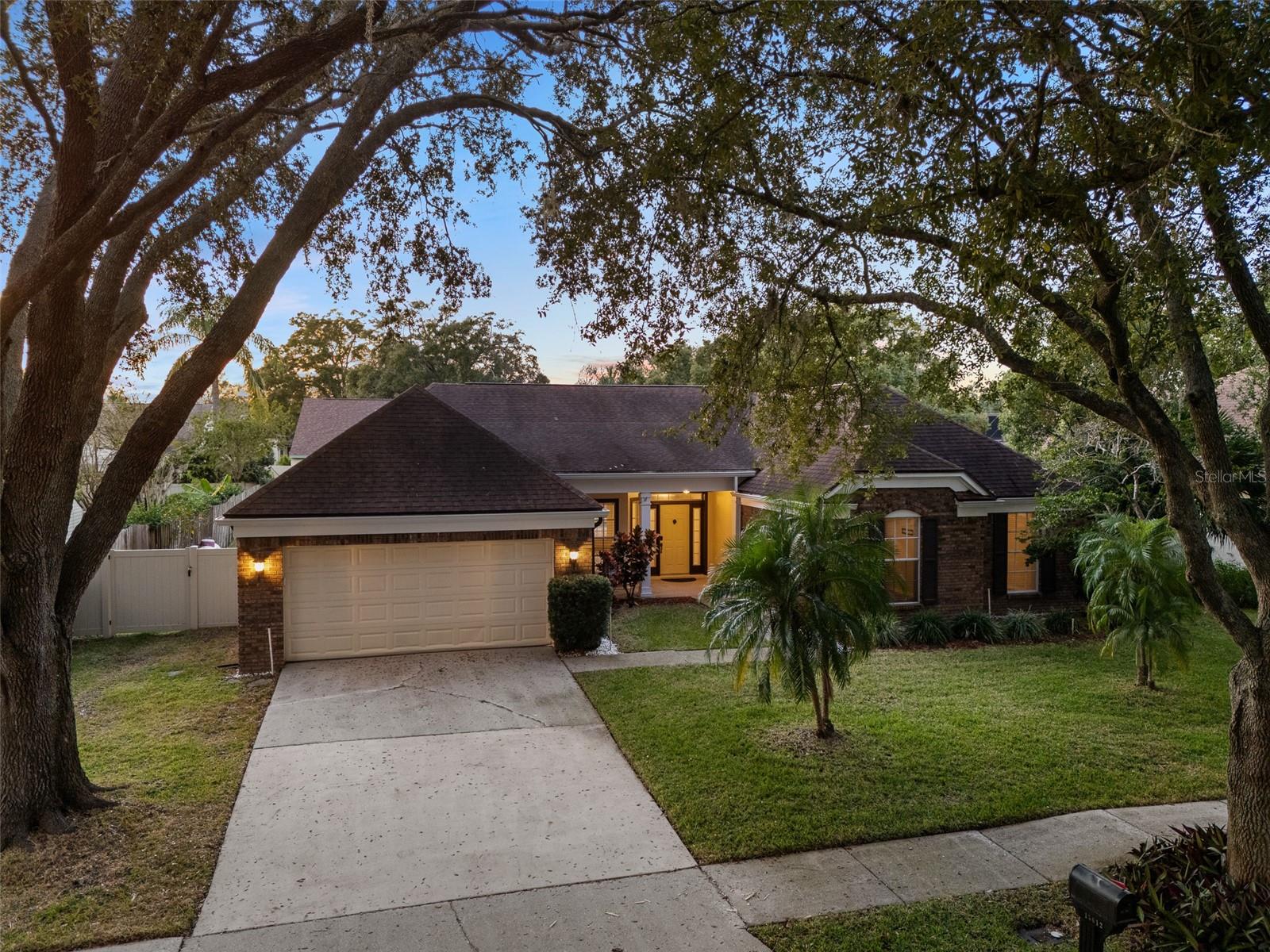 15612 INDIAN QUEEN DR