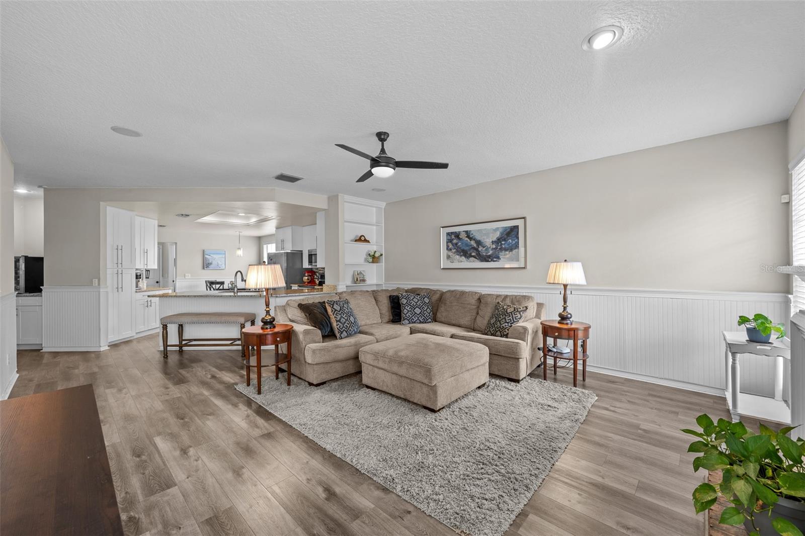 15612 INDIAN QUEEN DR