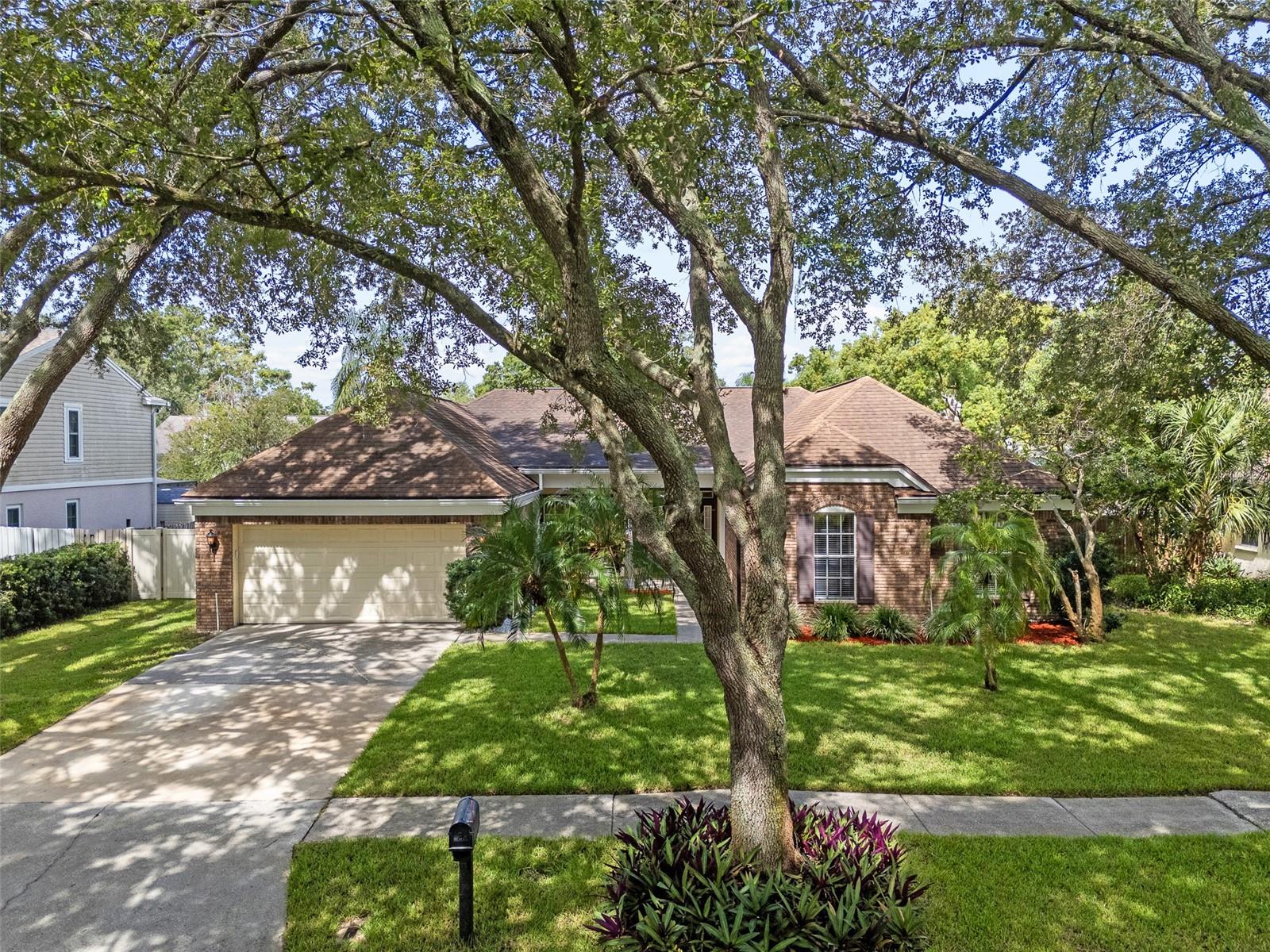 15612 INDIAN QUEEN DR