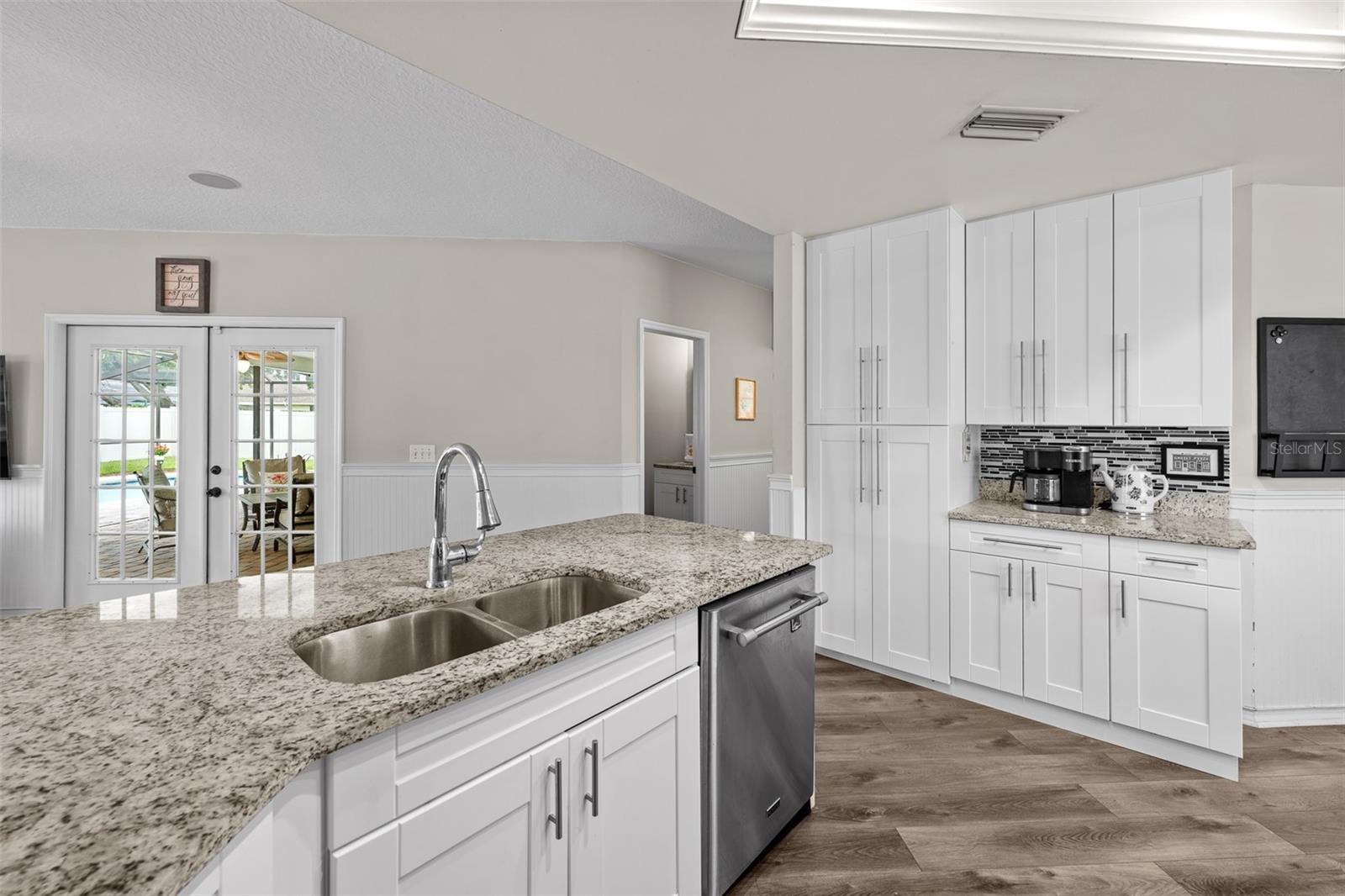 15612 INDIAN QUEEN DR