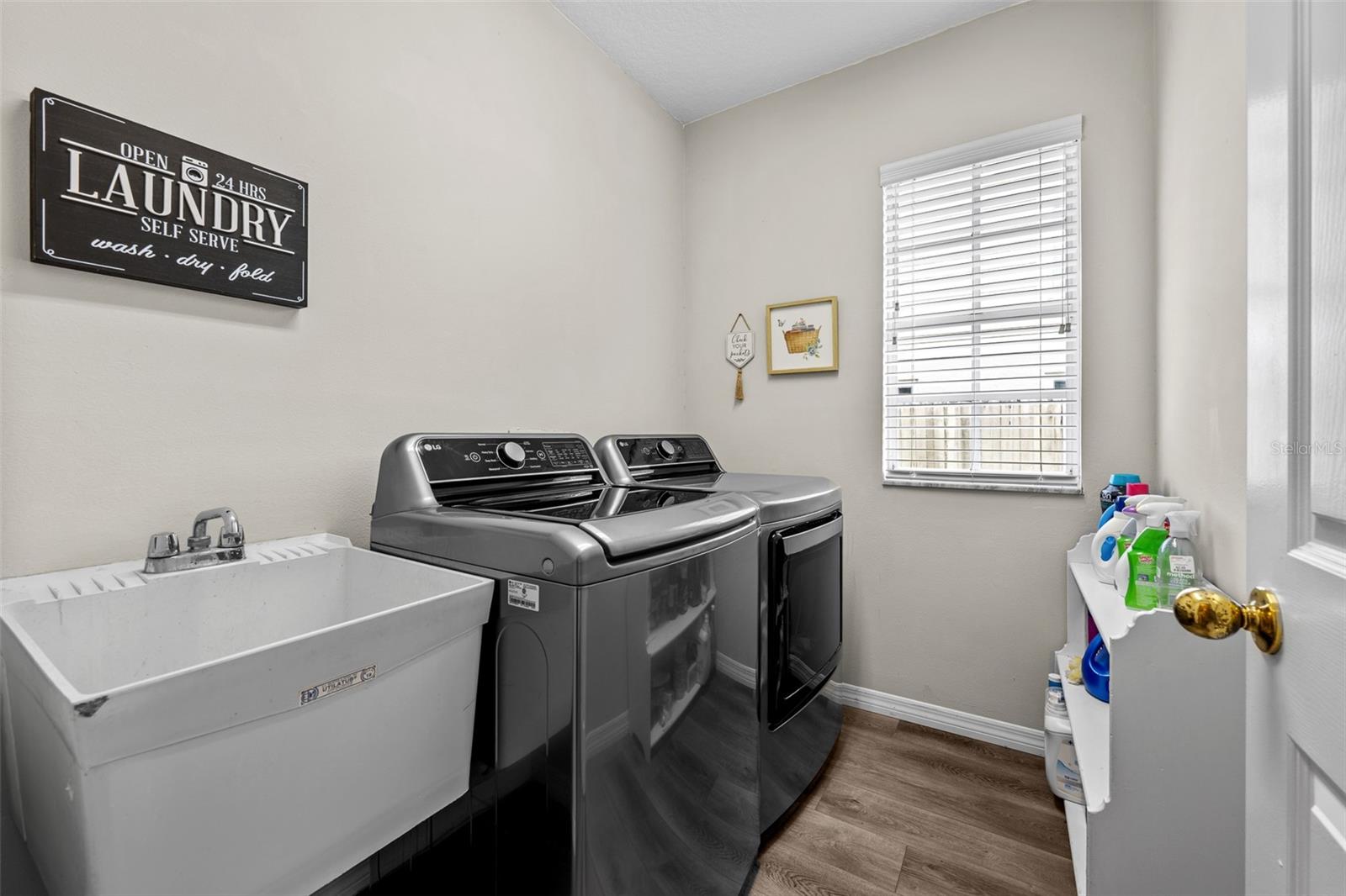 15612 INDIAN QUEEN DR