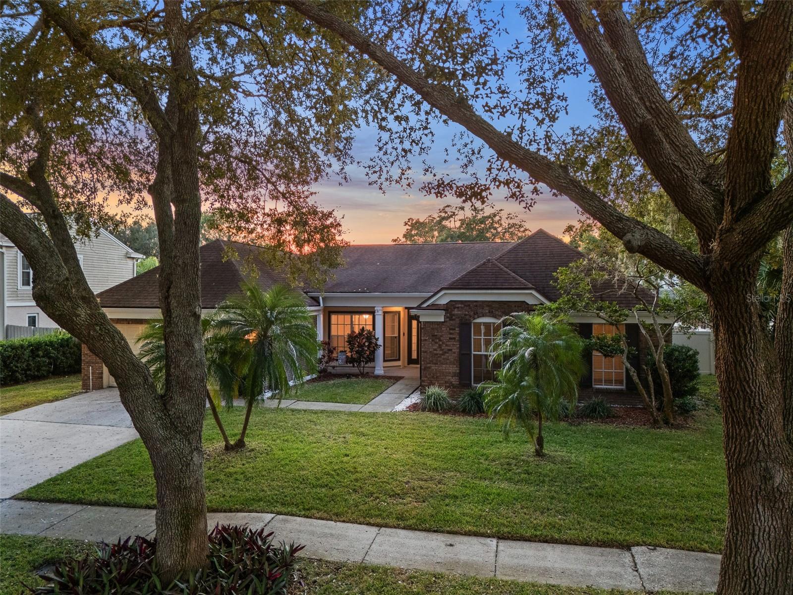 15612 INDIAN QUEEN DR