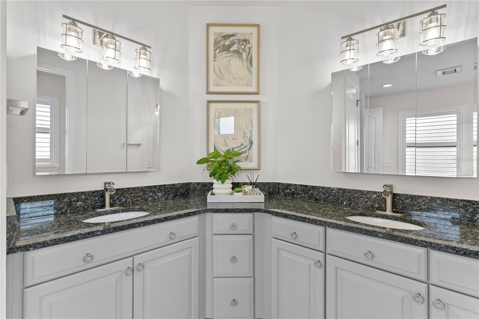 7876 MARSH POINTE DR