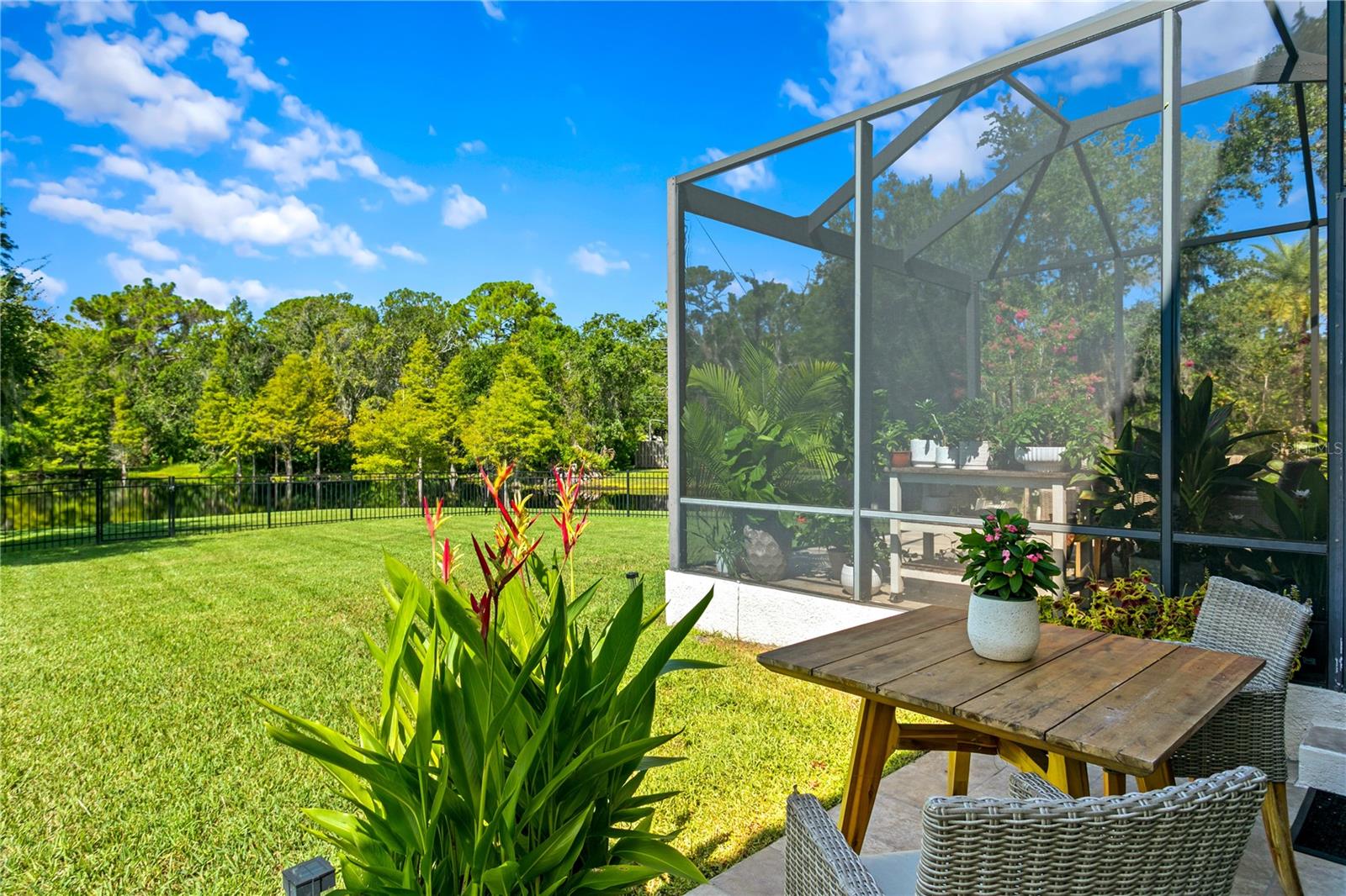 7876 MARSH POINTE DR