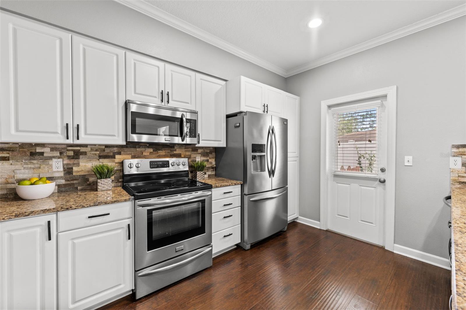 2609 W CLEVELAND ST #B