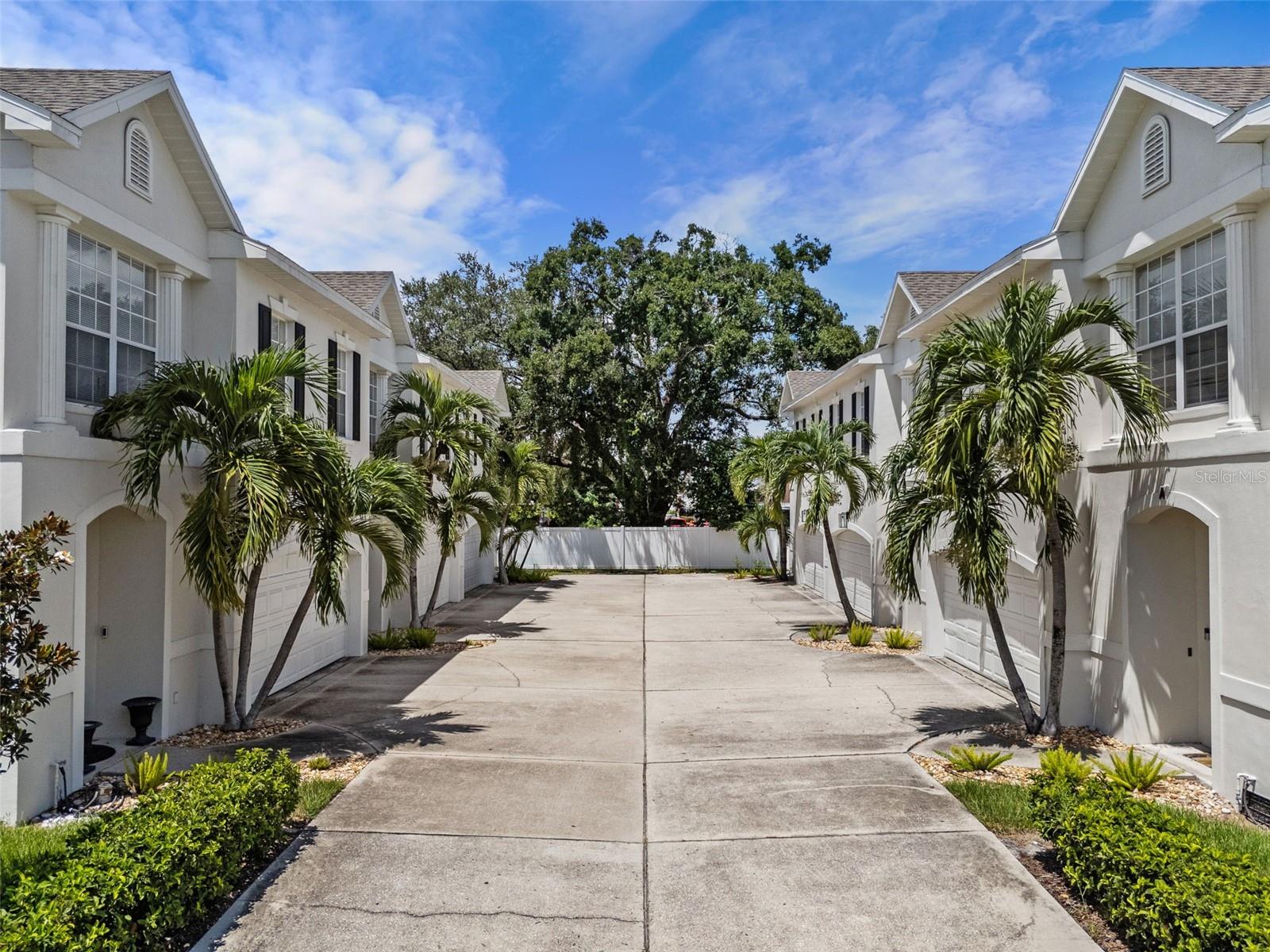 2609 W CLEVELAND ST #B