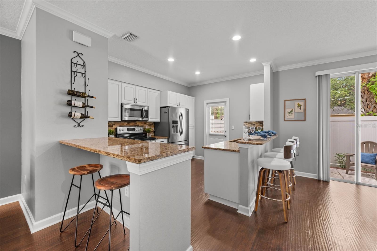 2609 W CLEVELAND ST #B