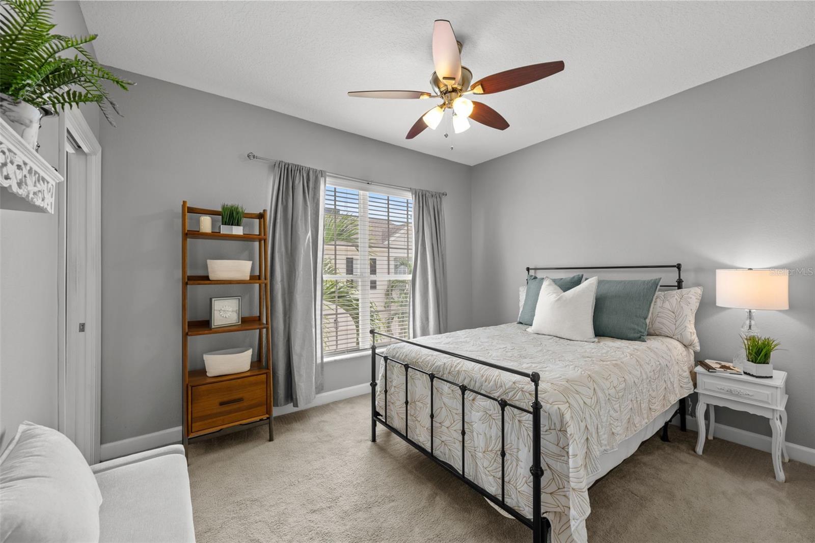 2609 W CLEVELAND ST #B