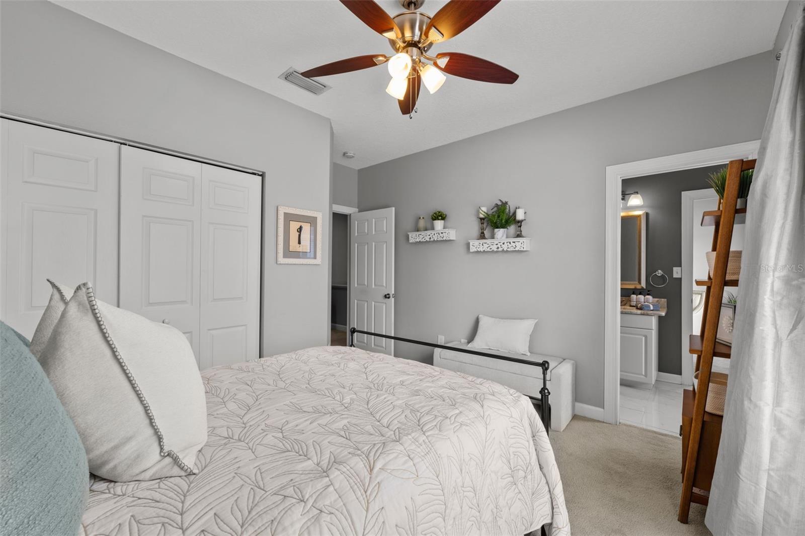 2609 W CLEVELAND ST #B