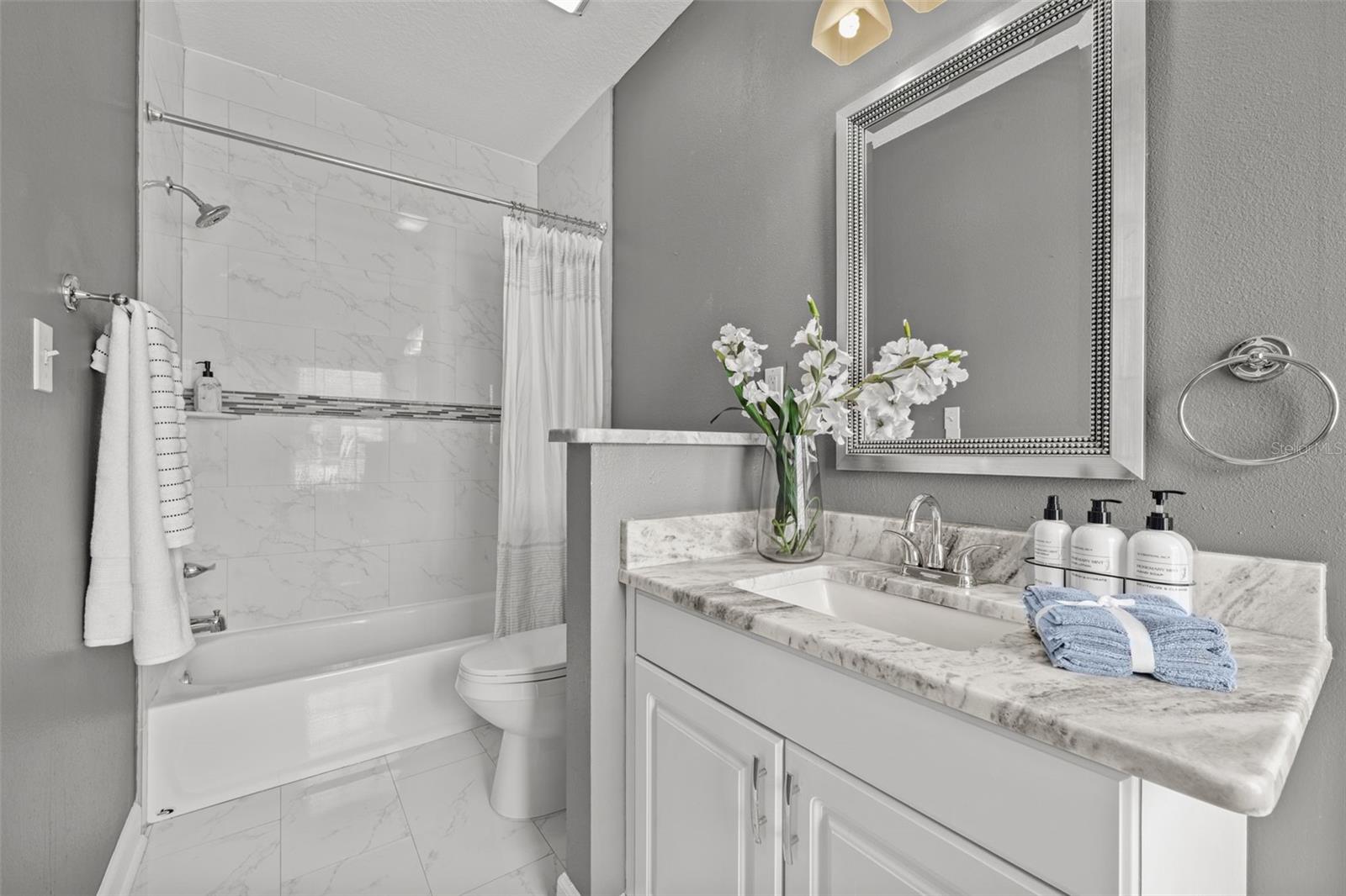 2609 W CLEVELAND ST #B