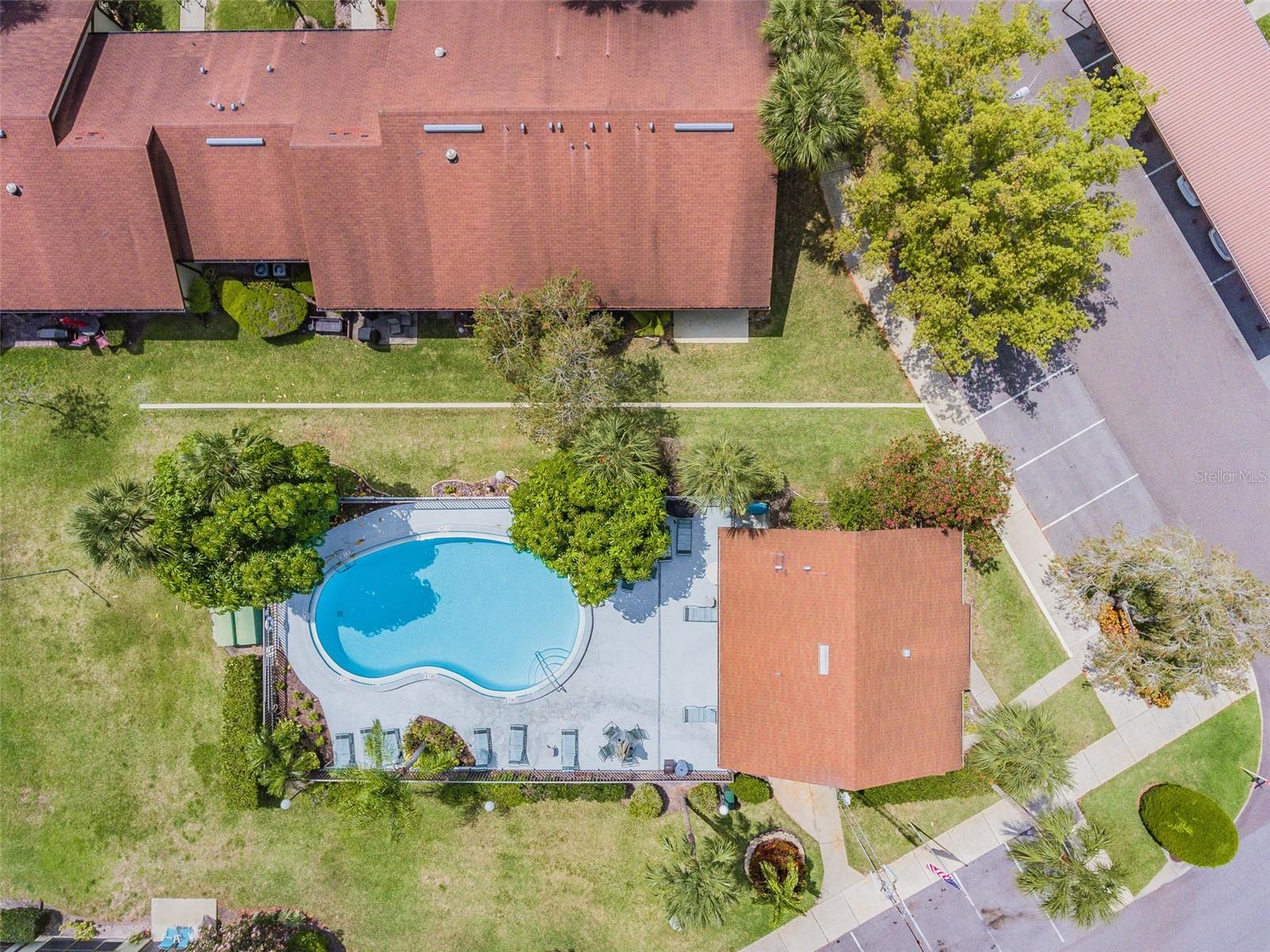 1341 AZALEA DR #1906