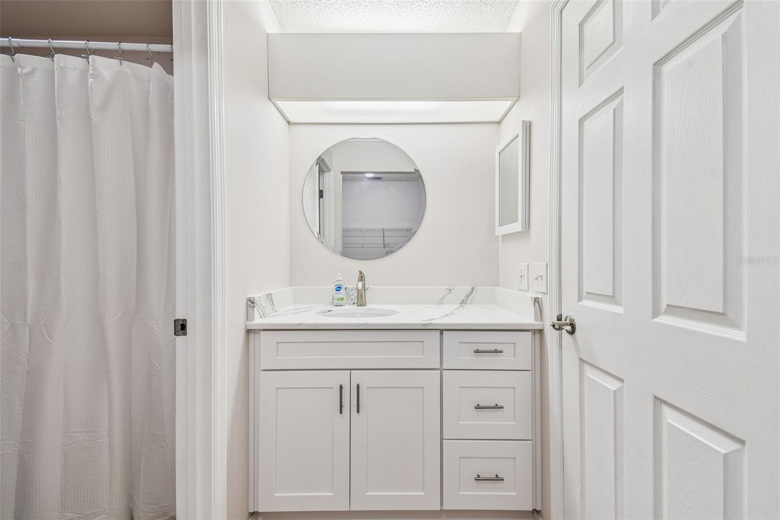 1341 AZALEA DR #1906