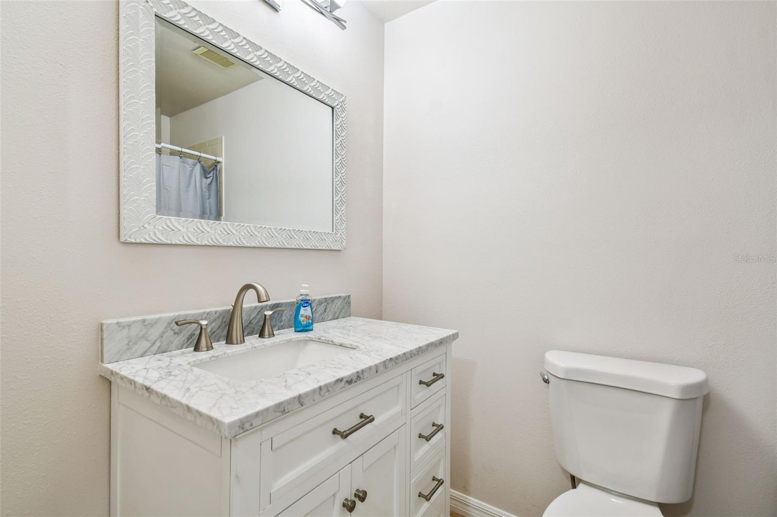 1341 AZALEA DR #1906