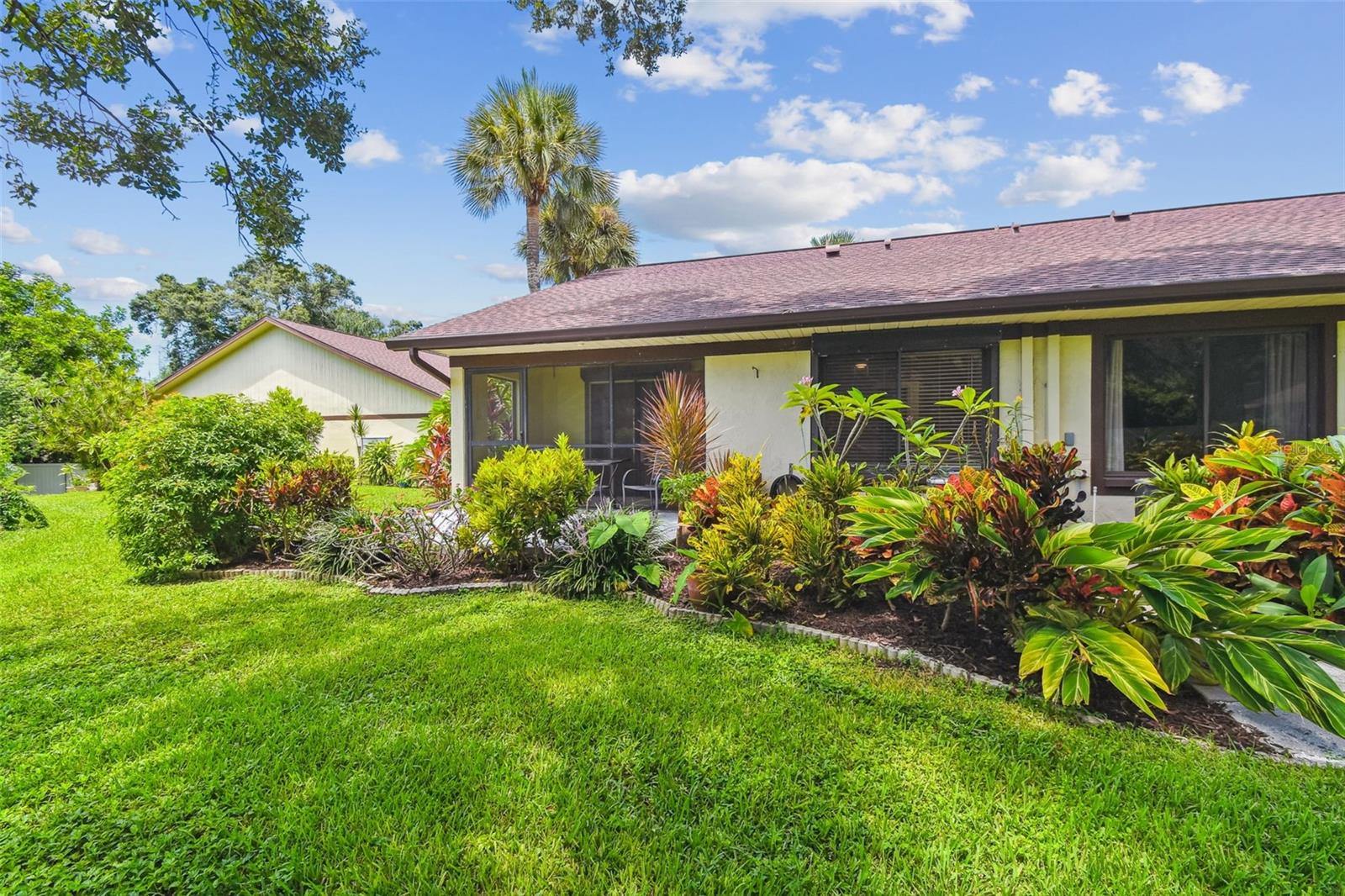 1341 AZALEA DR #1906